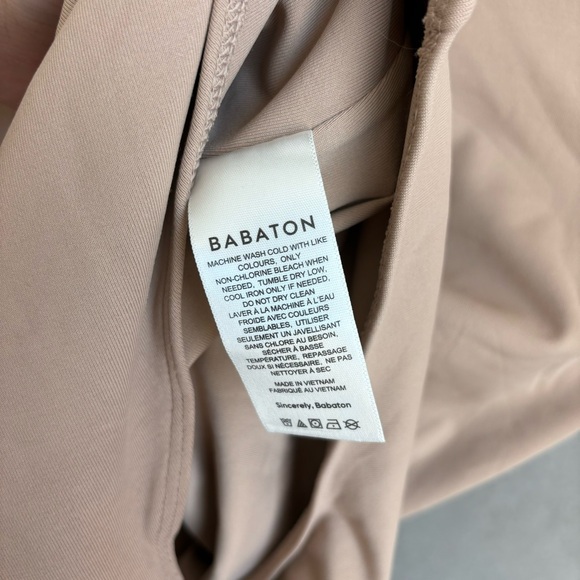 NWOT Babaton SinchSeamless Willow Bodysuit, Size M - Picture 12 of 12